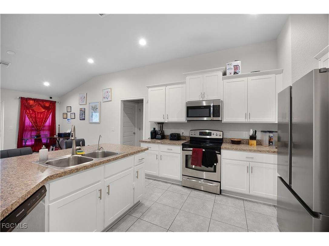 1911 Lemona Avenue Lehigh Acres FL 33972 2025022327 image30