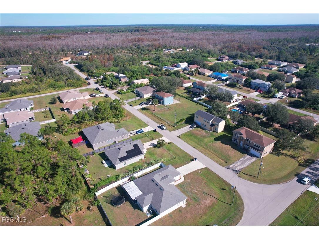 1911 Lemona Avenue Lehigh Acres FL 33972 2025022327 image5