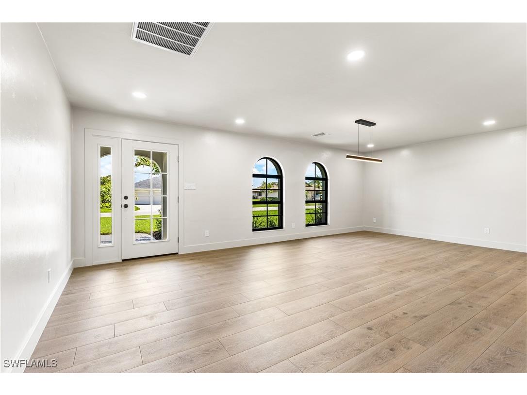 1911 Princess Court Naples FL 34110 225083406 image10