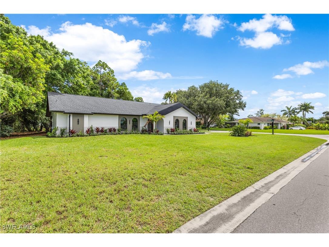 1911 Princess Court Naples FL 34110 225083406 image37