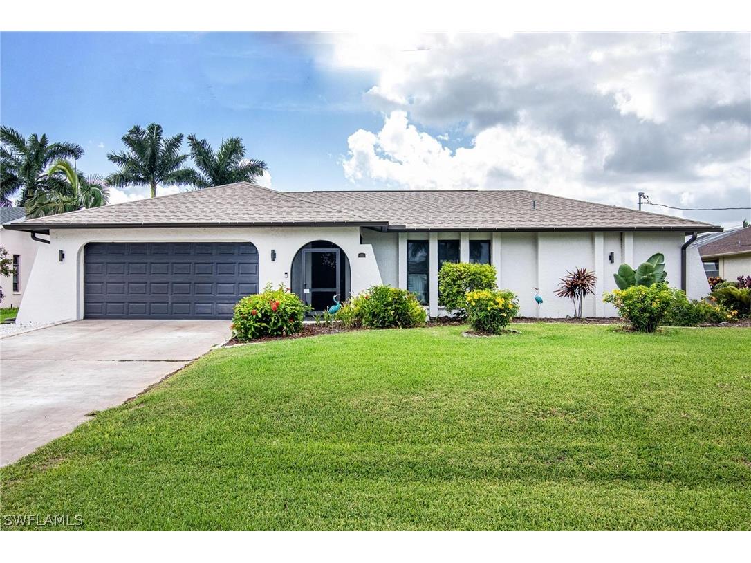 1911 SE 10th Avenue Cape Coral FL 33990 224052089 image1