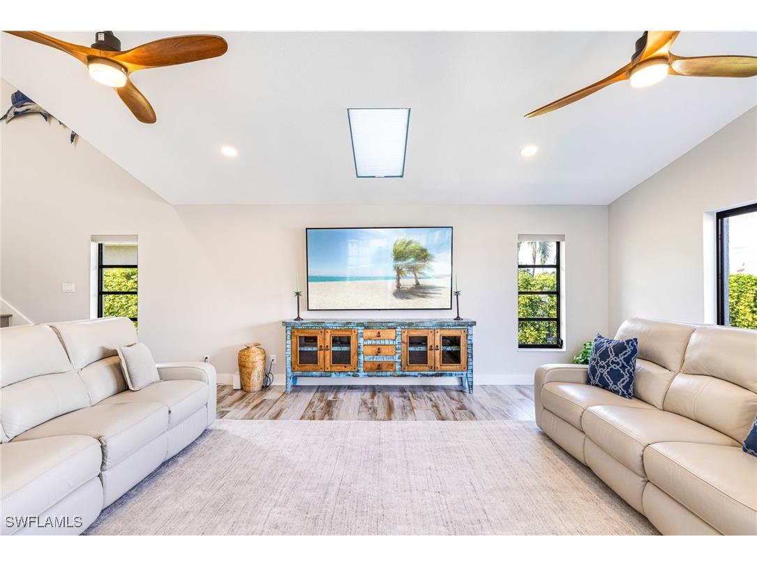 1911 SE 32nd Terrace Cape Coral FL 33904 225080433 image14
