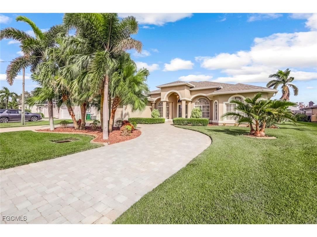 1911 SE 35th Street Cape Coral FL 33904 2025008147 image2