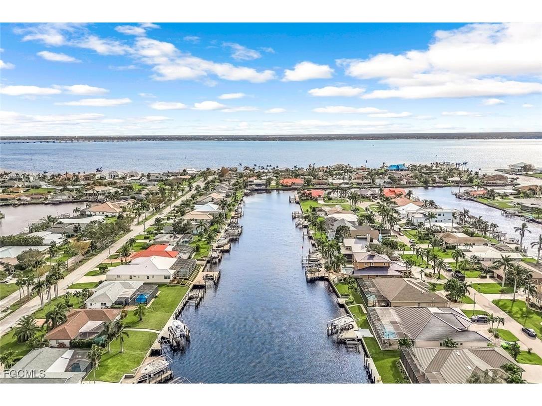 1911 SE 35th Street Cape Coral FL 33904 2025008147 image4