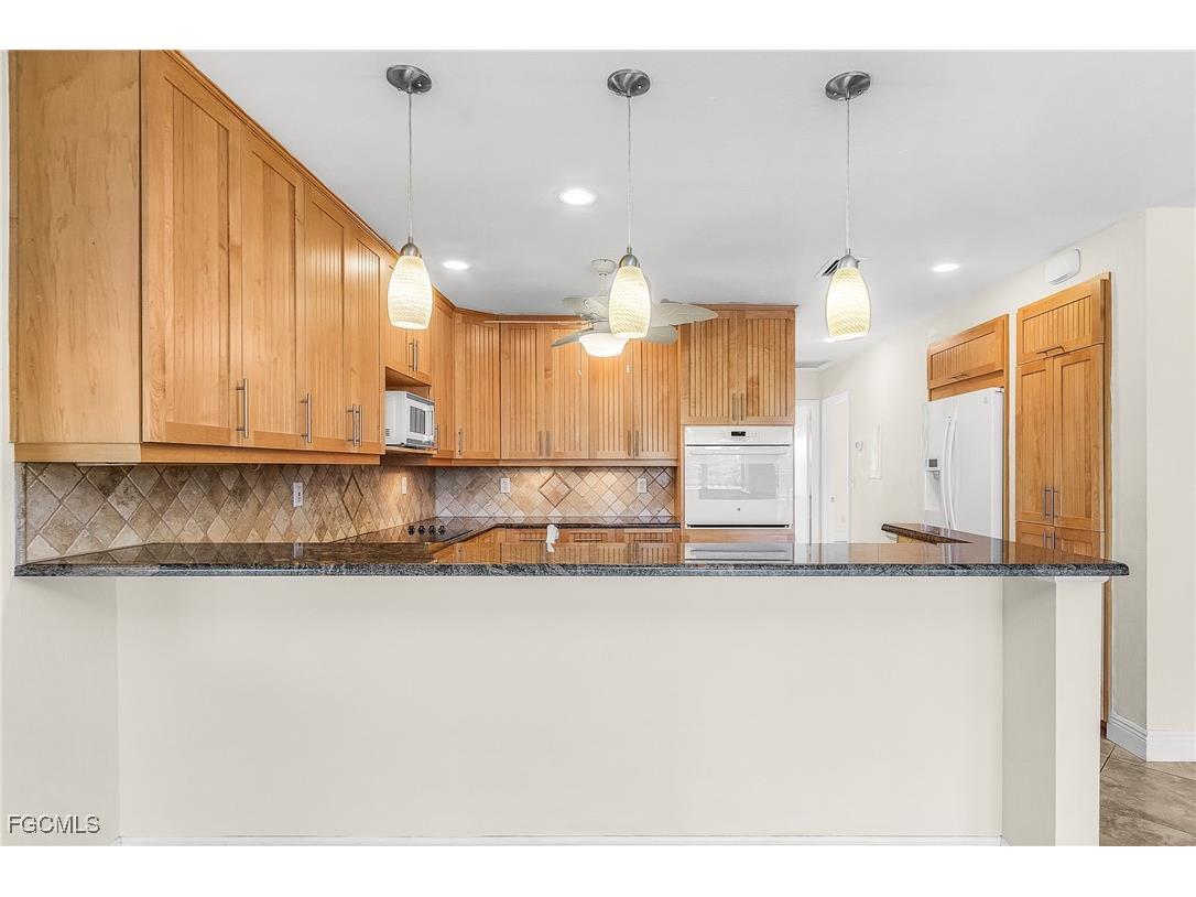 1911 SE 40th Terrace #201 Cape Coral FL 33904 2025013869 image10