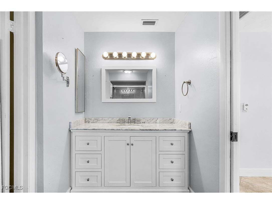 1911 SE 40th Terrace #201 Cape Coral FL 33904 2025013869 image22