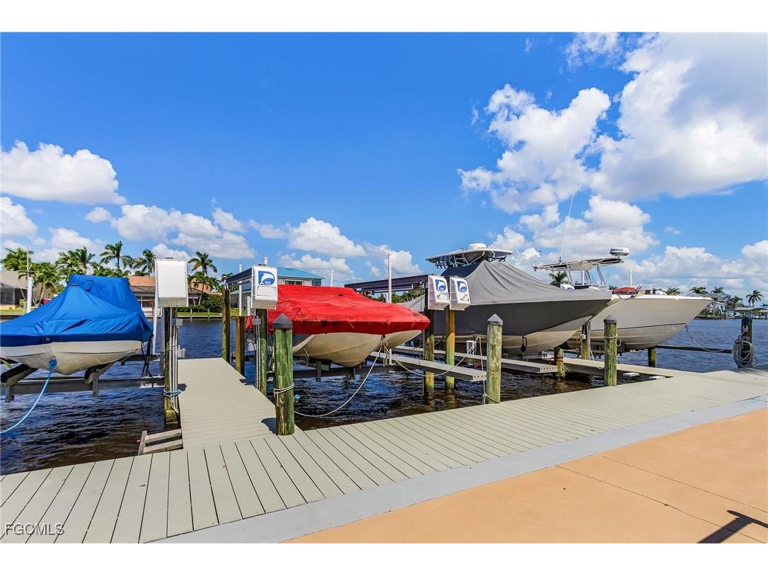 1911 SE 40th Terrace #201 Cape Coral FL 33904 2025013869 image29