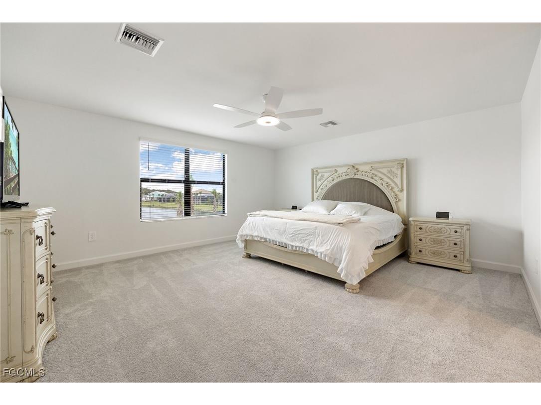 19112 Hanley Boulevard Estero FL 33928 2025019997 image24