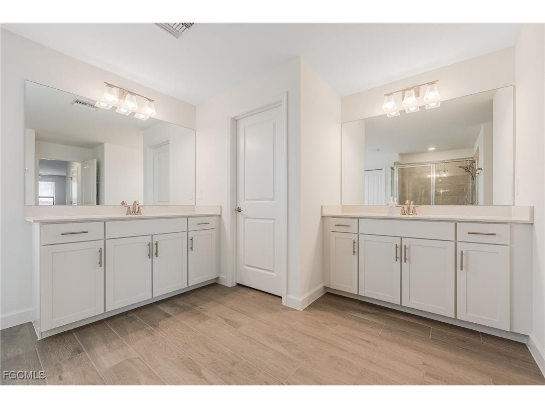 19112 Hanley Boulevard Estero FL 33928 2025019997 image26