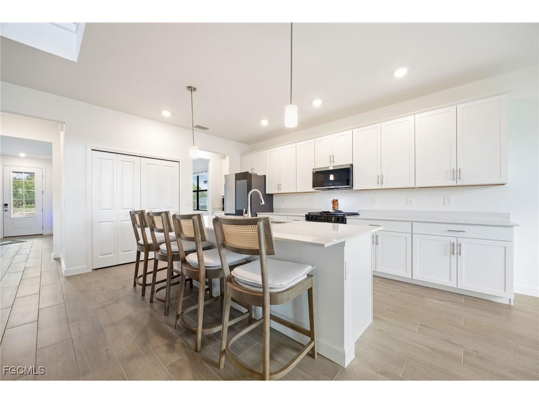 19112 Hanley Boulevard Estero FL 33928 2025019997 image3