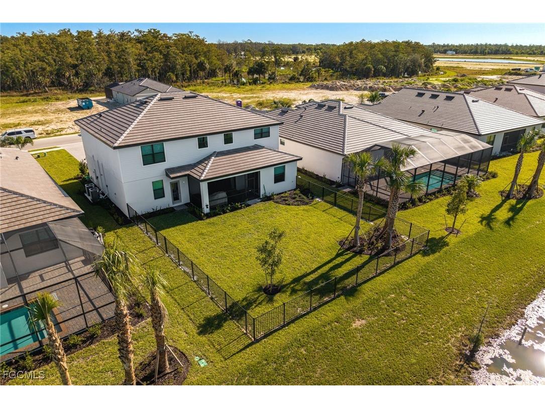 19112 Hanley Boulevard Estero FL 33928 2025019997 image39