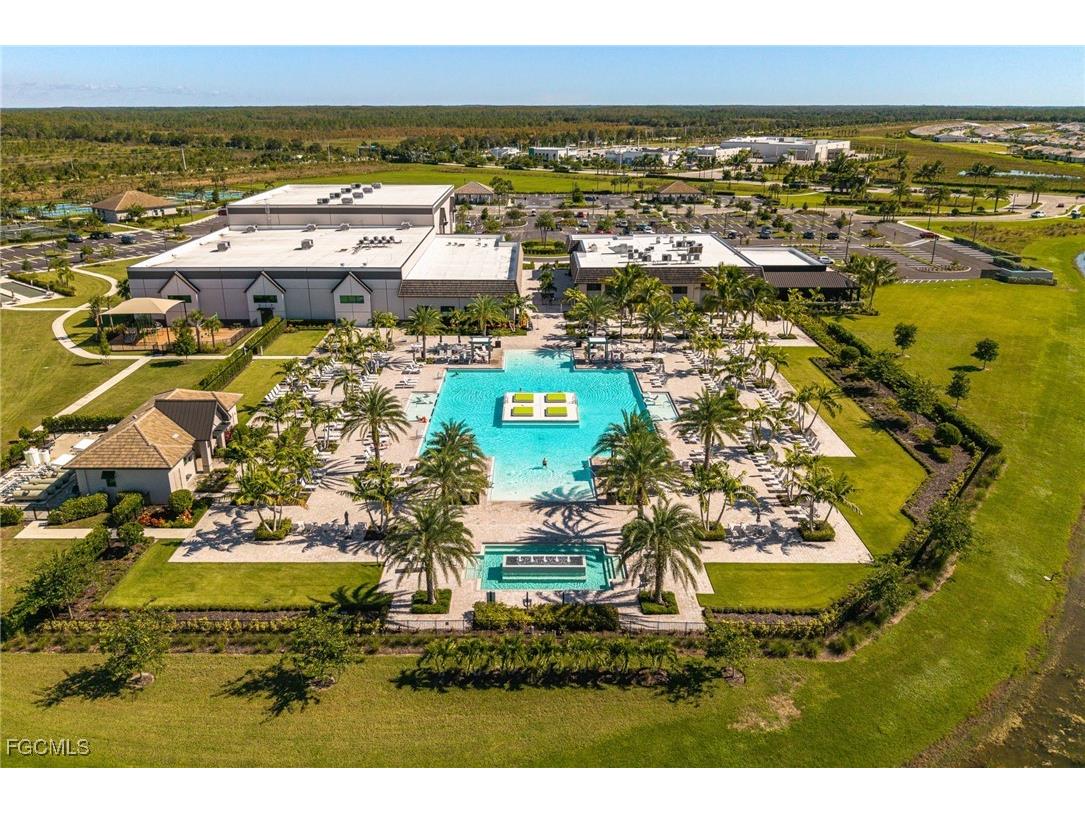 19112 Hanley Boulevard Estero FL 33928 2025019997 image40