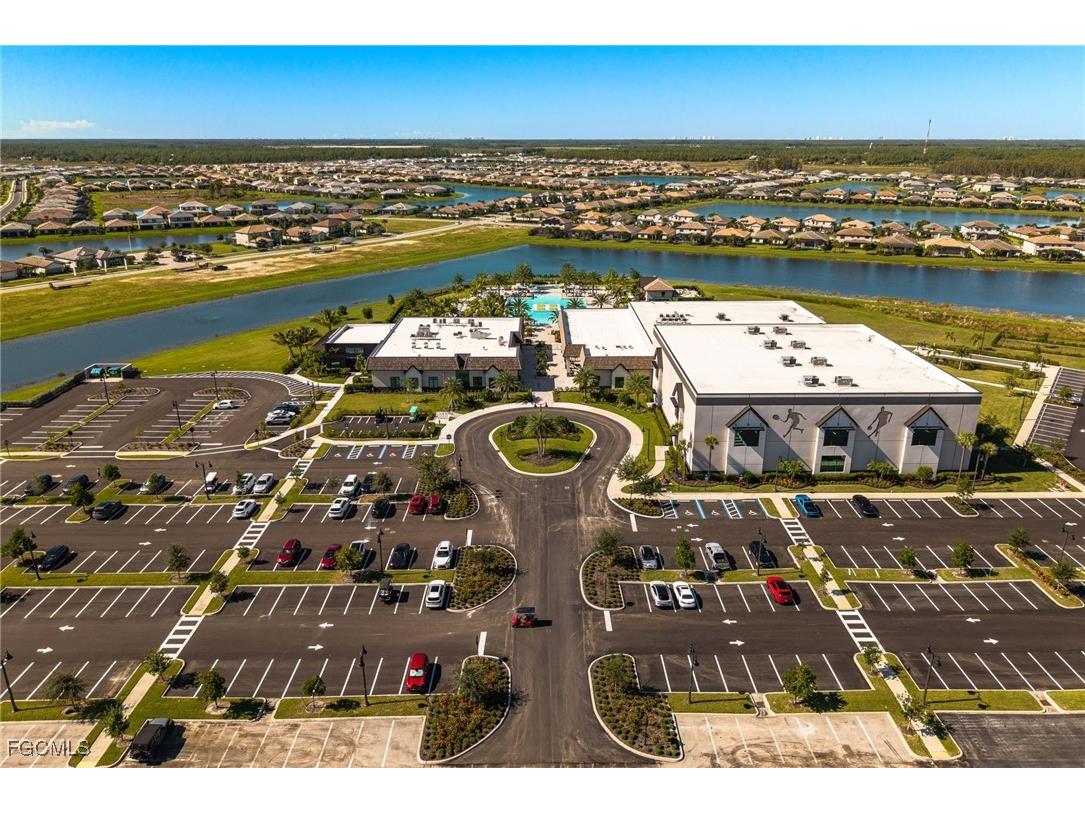 19112 Hanley Boulevard Estero FL 33928 2025019997 image43