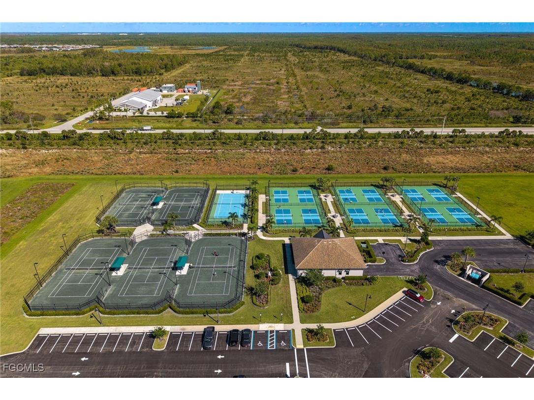 19112 Hanley Boulevard Estero FL 33928 2025019997 image44