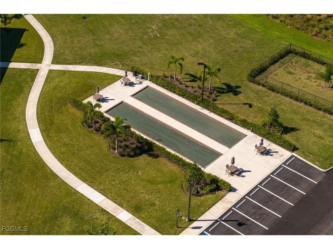 19112 Hanley Boulevard Estero FL 33928 2025019997 image45