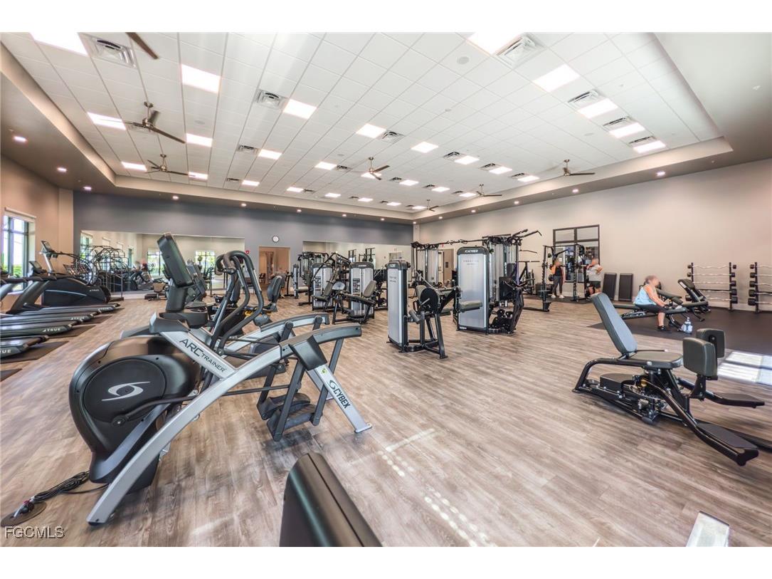 19112 Hanley Boulevard Estero FL 33928 2025019997 image47