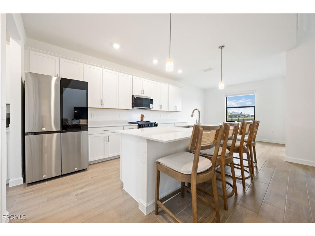 19112 Hanley Boulevard Estero FL 33928 2025019997 image5