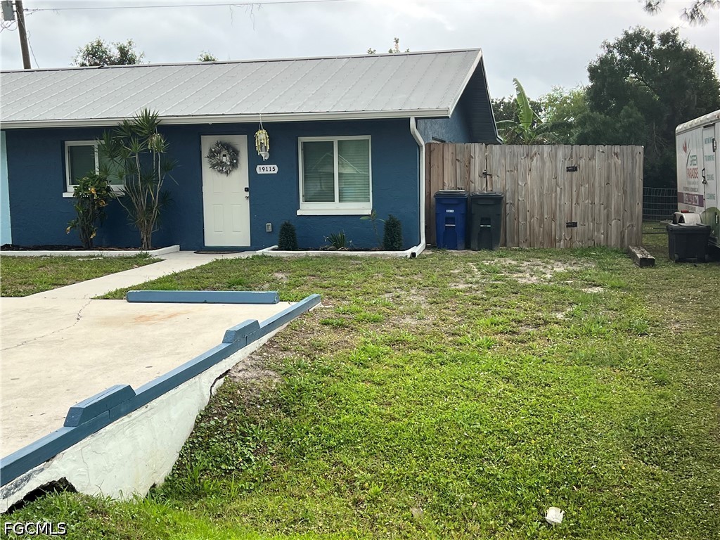 19113/115 Holly Road Fort Myers FL 33967 2026016602 image2
