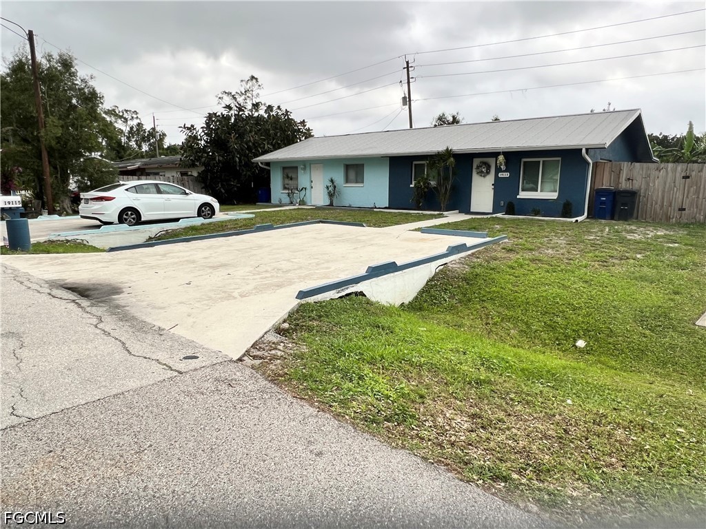 19113/115 Holly Road Fort Myers FL 33967 2026016602 image3