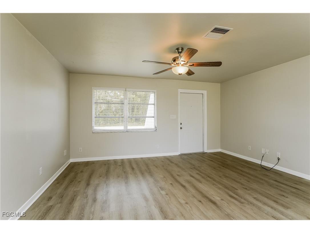 19116 Coconut Road Fort Myers FL 33967 2026003985 image4