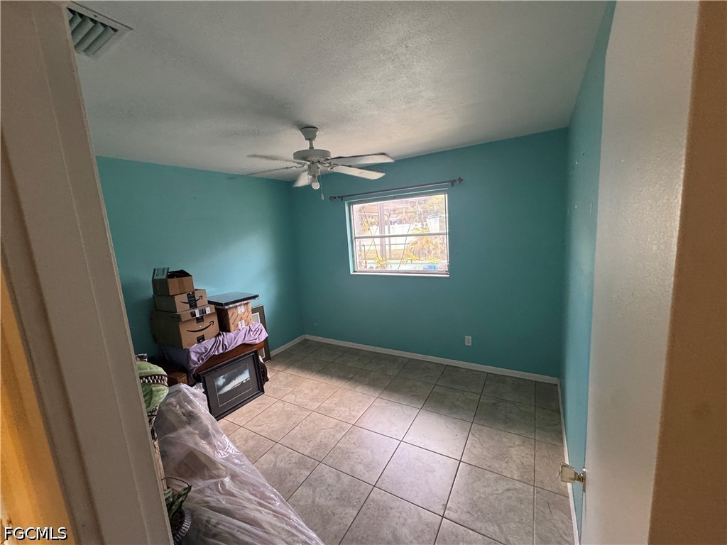 1912 Howe Court North Fort Myers FL 33903 2026015827 image22