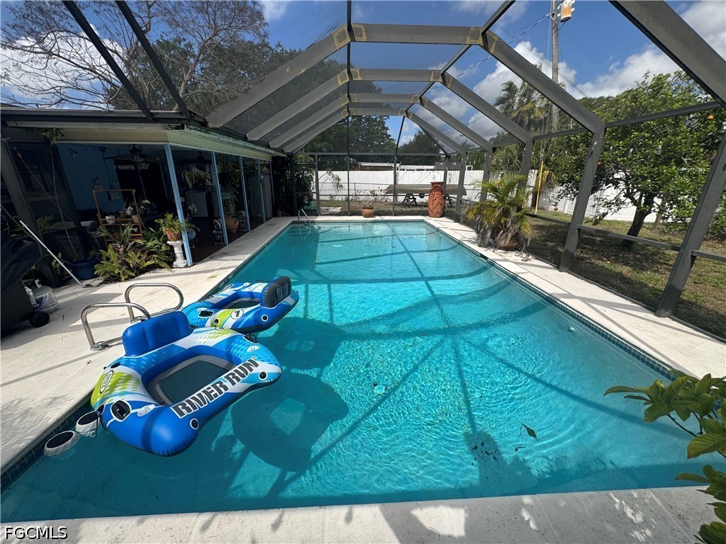 1912 Howe Court North Fort Myers FL 33903 2026015827 image9