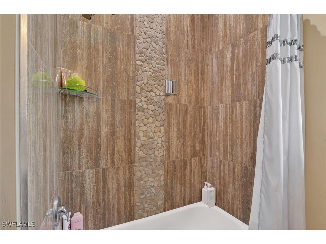 1912 Jung Boulevard E Naples FL 34120 226001186 image40