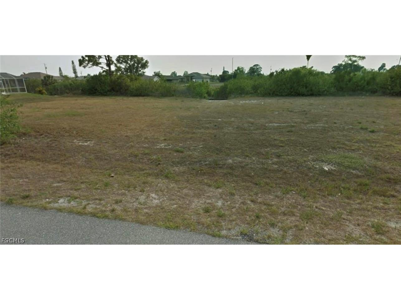 1912 NE 19th Avenue Cape Coral FL 33909 2026008205 image1