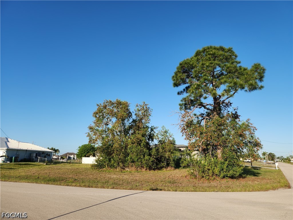 1912 NE 44th Street Cape Coral FL 33909 2026017479 image3