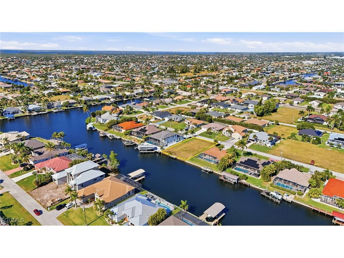 1912 SW 48th Lane Cape Coral FL 33914 2025024698 image1