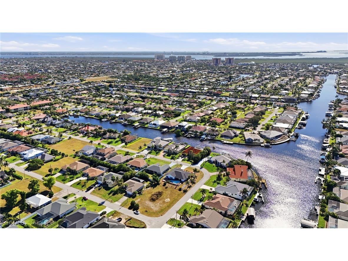 1912 SW 48th Lane Cape Coral FL 33914 2025024698 image11