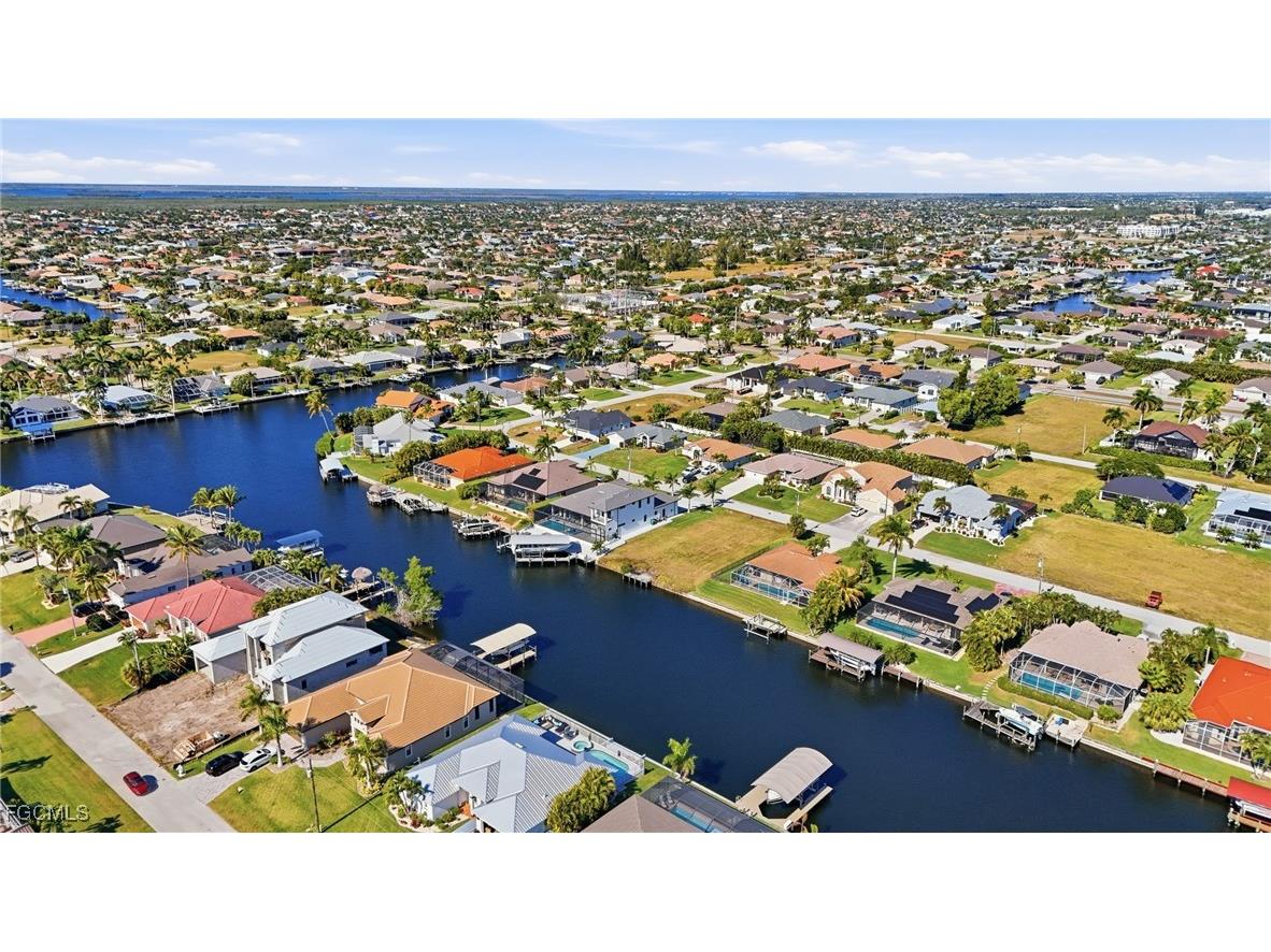 1912 SW 48th Lane Cape Coral FL 33914 2025024698 image23