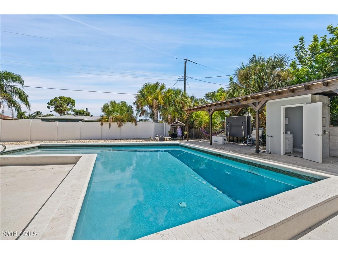 19121 Acorn Road Fort Myers FL 33967 224087155 image2