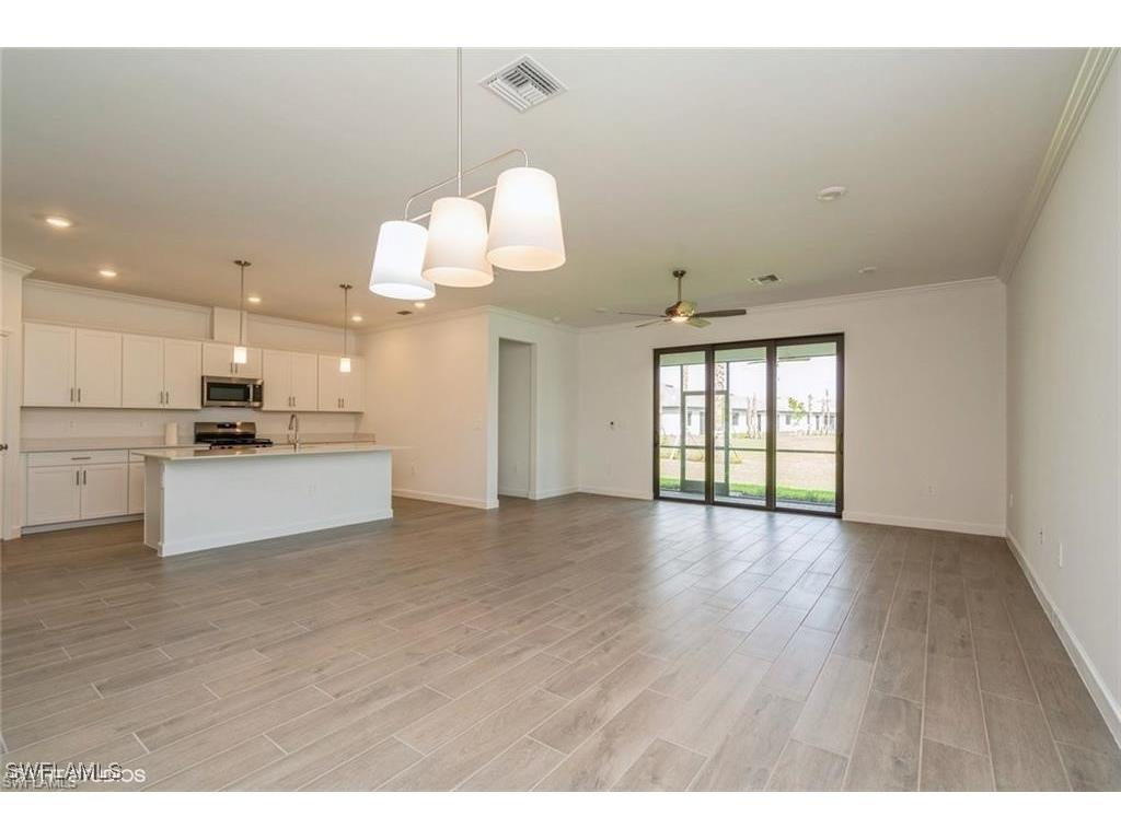 19121 Hinkley Drive Estero FL 33928 225076225 image9