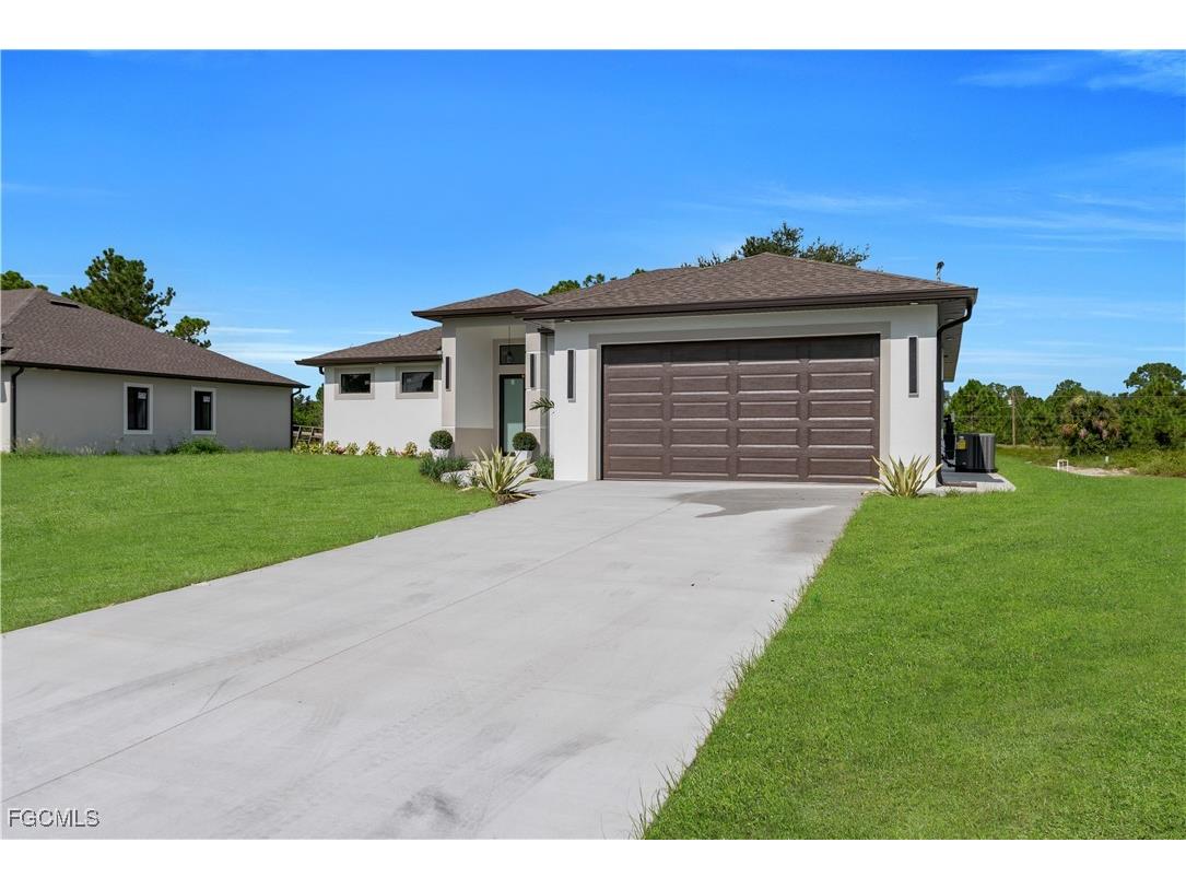 1913 Irving Avenue Lehigh Acres FL 33972 2025010864 image5