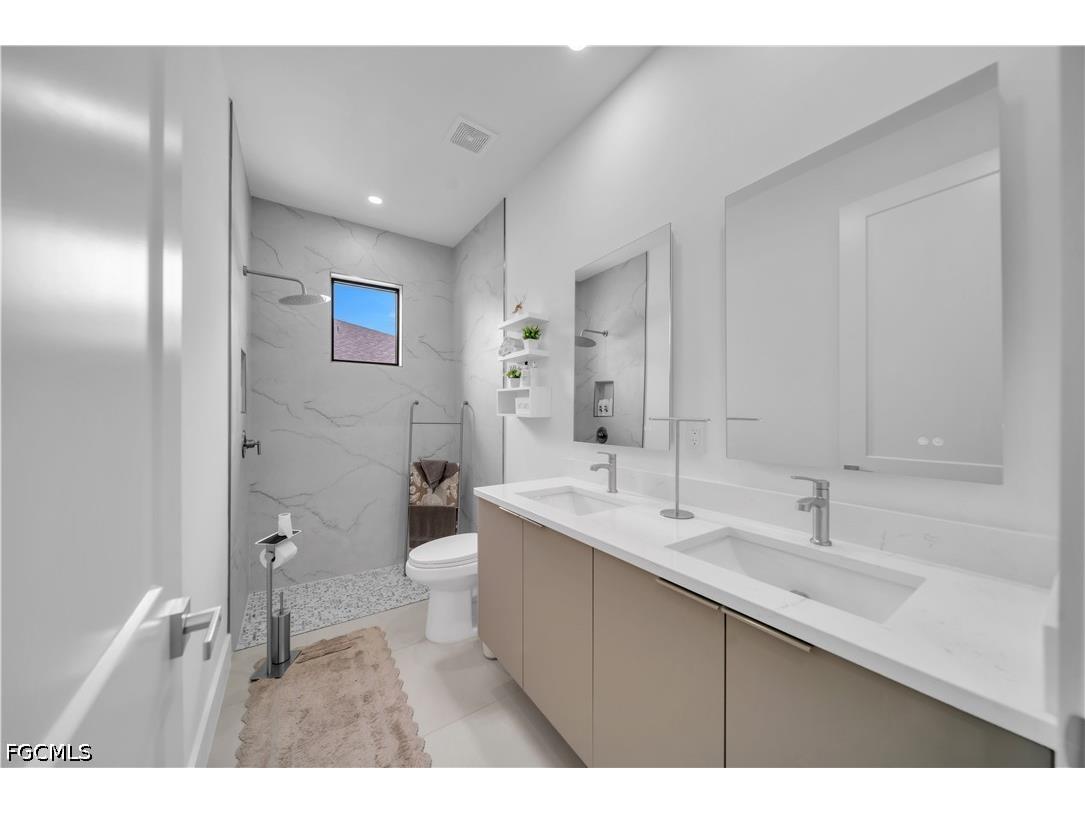 1913 NE 34th Terrace Cape Coral FL 33909 2026014598 image13