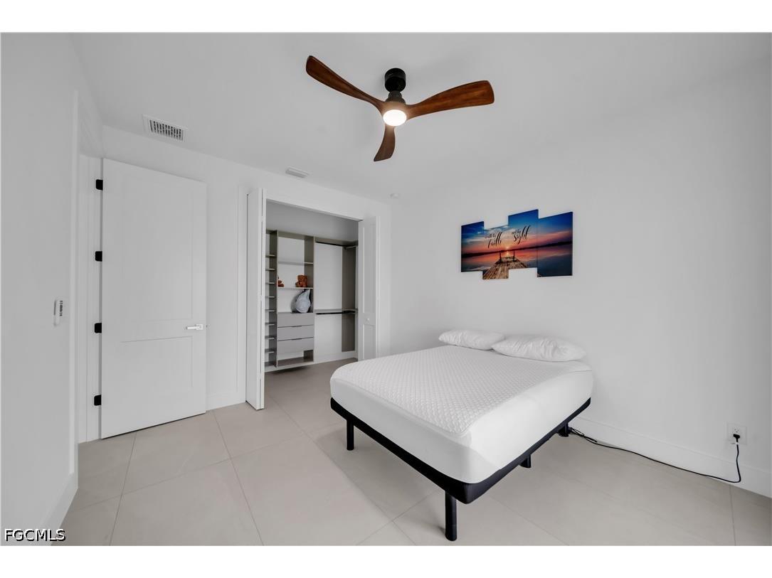 1913 NE 34th Terrace Cape Coral FL 33909 2026014598 image14