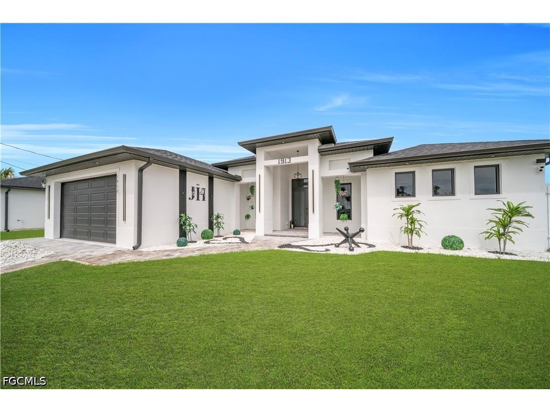 1913 NE 34th Terrace Cape Coral FL 33909 2026014598 image2