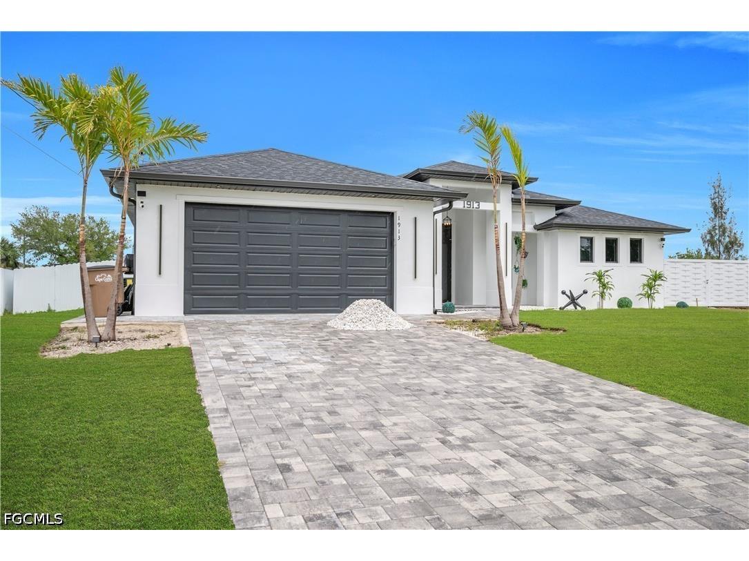 1913 NE 34th Terrace Cape Coral FL 33909 2026014598 image4