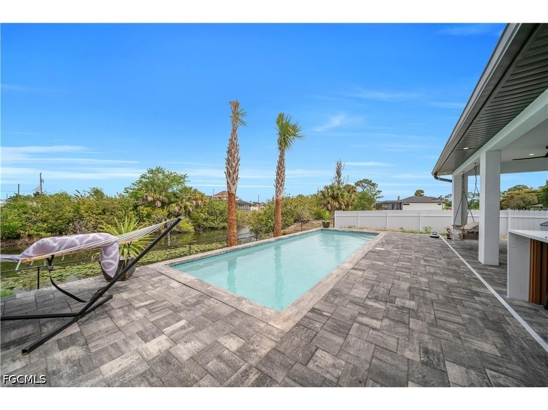 1913 NE 34th Terrace Cape Coral FL 33909 2026014598 image43