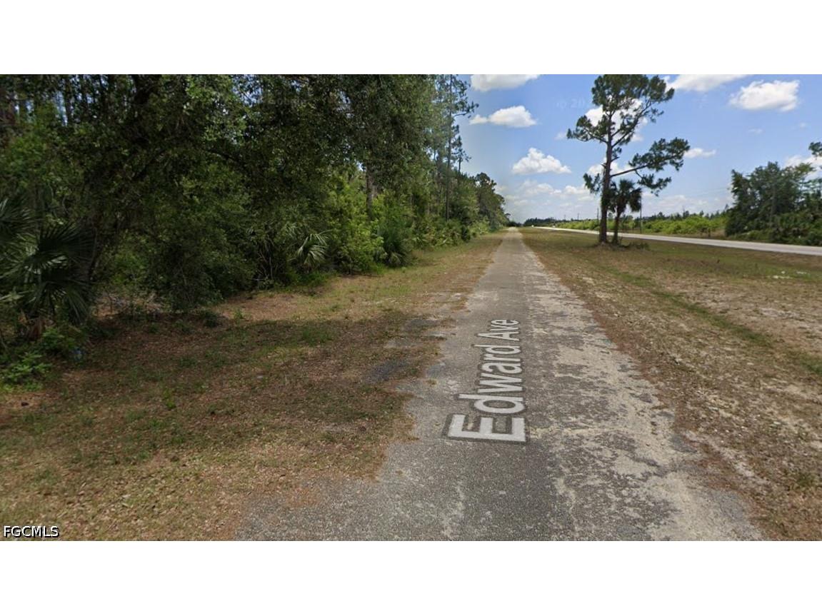 1914 Edward Avenue Lehigh Acres FL 33972 2026017242 image2