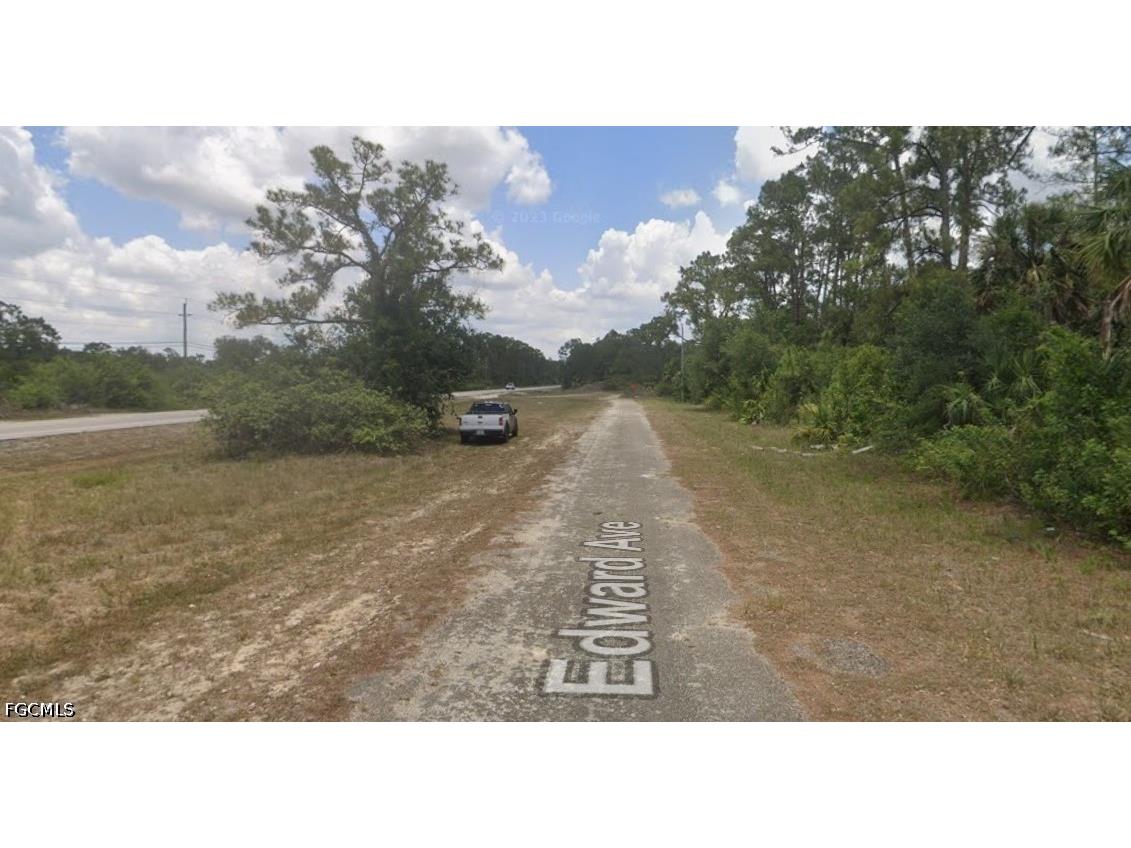 1914 Edward Avenue Lehigh Acres FL 33972 2026017242 image4