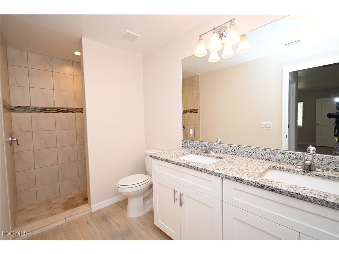 1914 NE 13th Place Cape Coral FL 33909 2025016064 image10