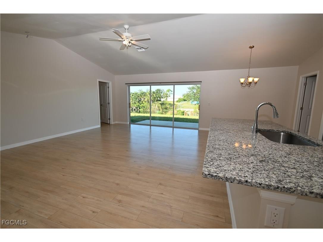 1914 NE 13th Place Cape Coral FL 33909 2025016064 image2