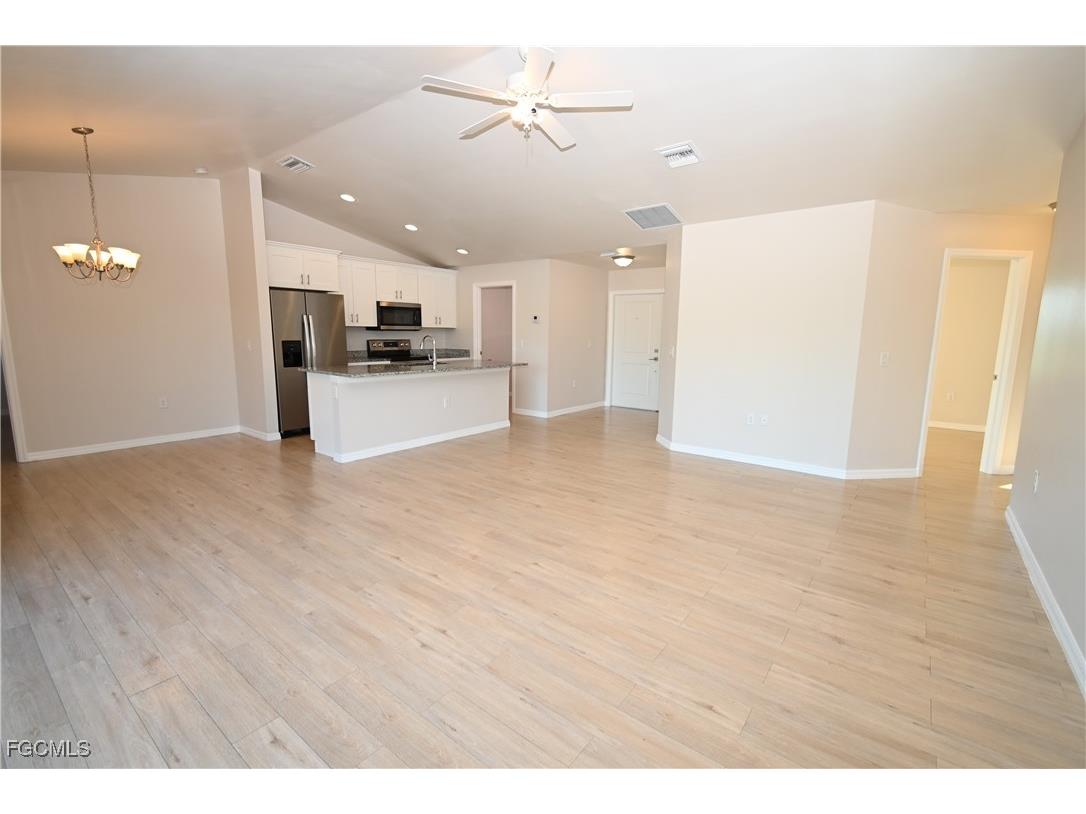 1914 NE 13th Place Cape Coral FL 33909 2025016064 image3