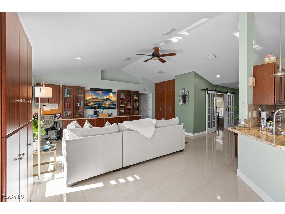 1914 NW 15th Street Cape Coral FL 33993 2026000806 image12