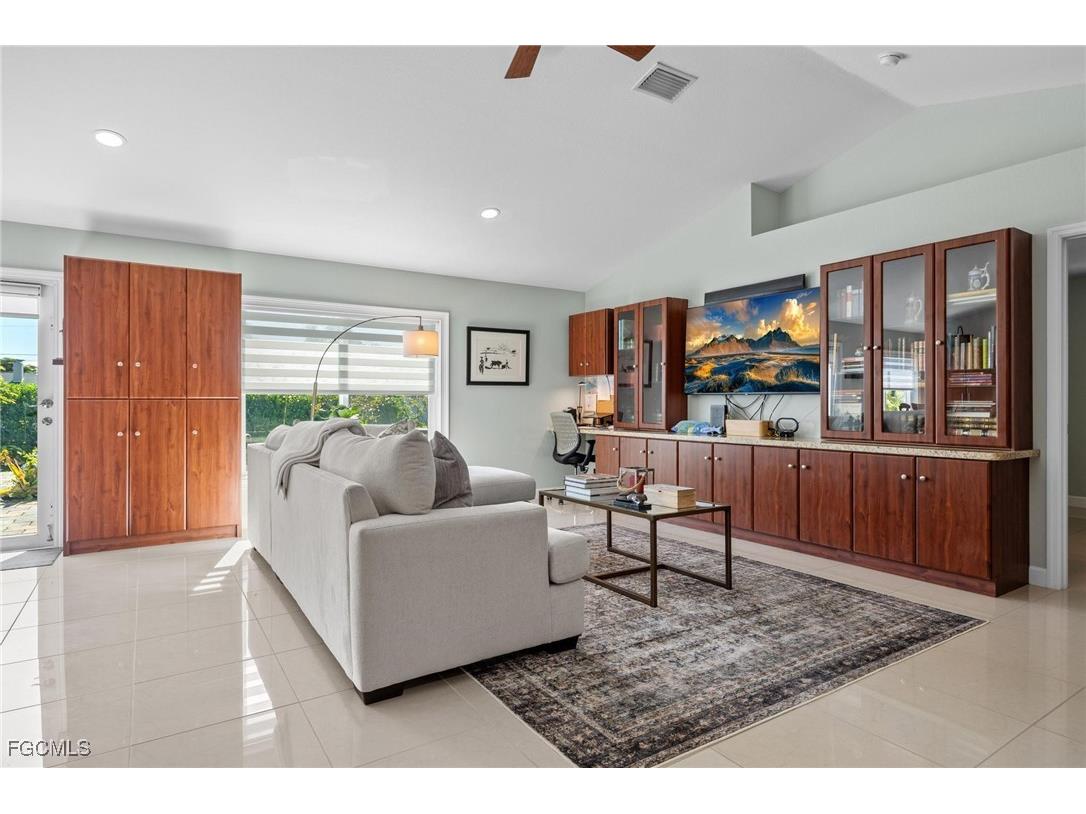 1914 NW 15th Street Cape Coral FL 33993 2026000806 image14