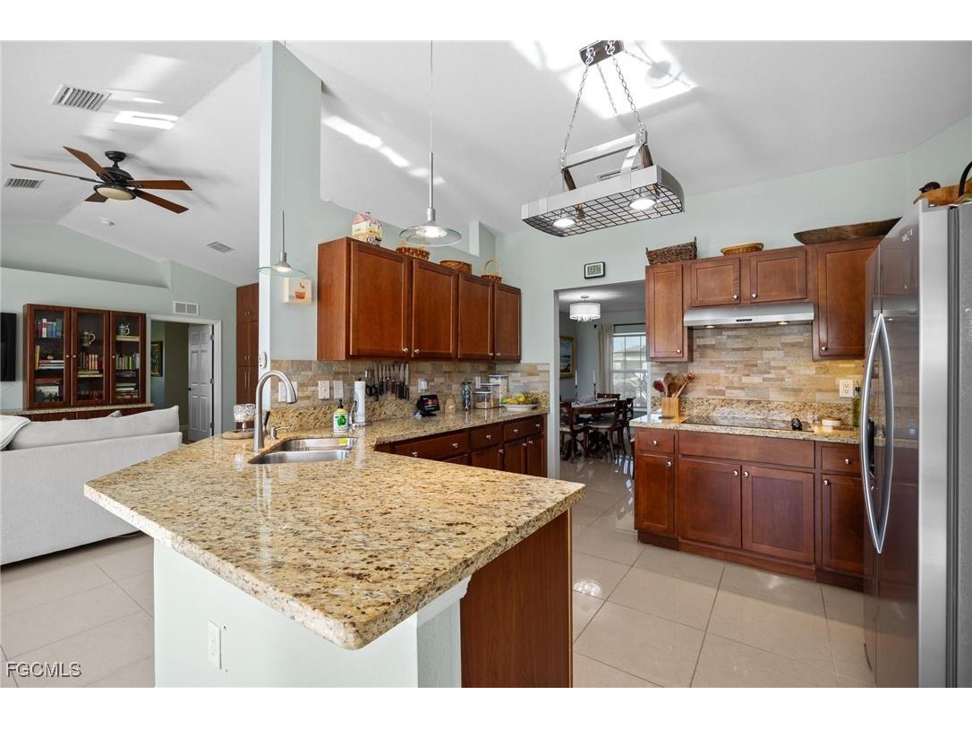 1914 NW 15th Street Cape Coral FL 33993 2026000806 image24