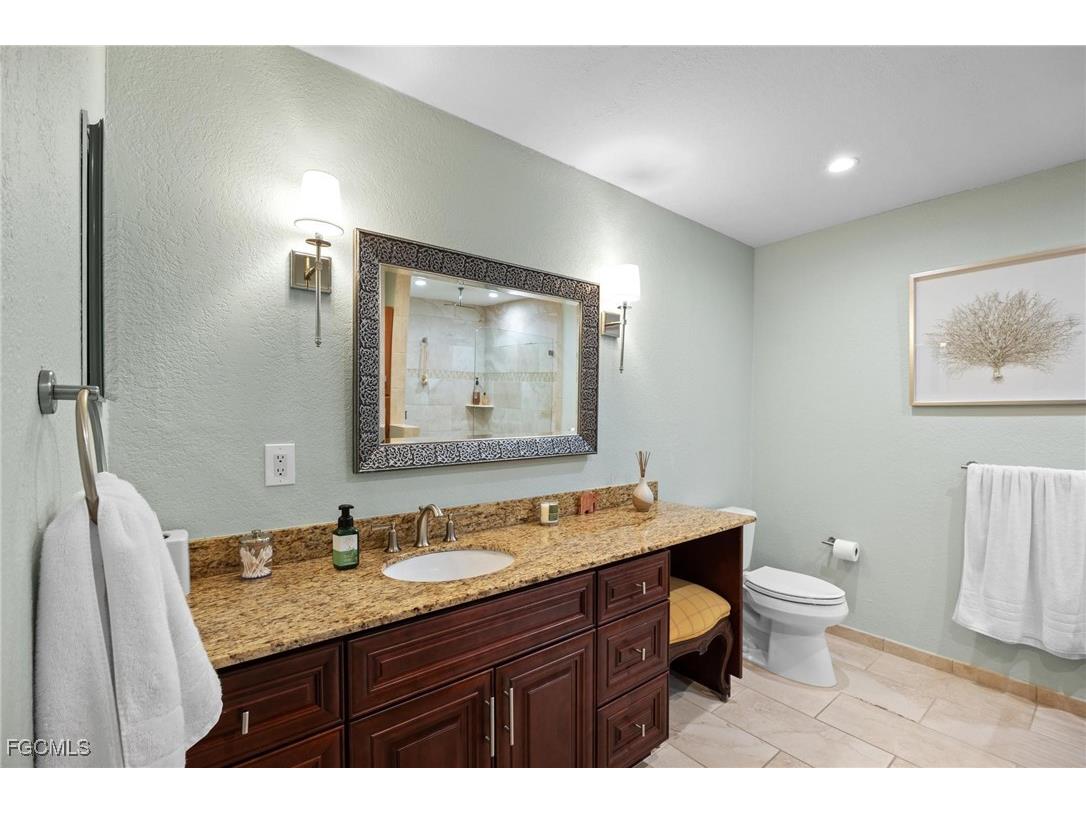 1914 NW 15th Street Cape Coral FL 33993 2026000806 image33