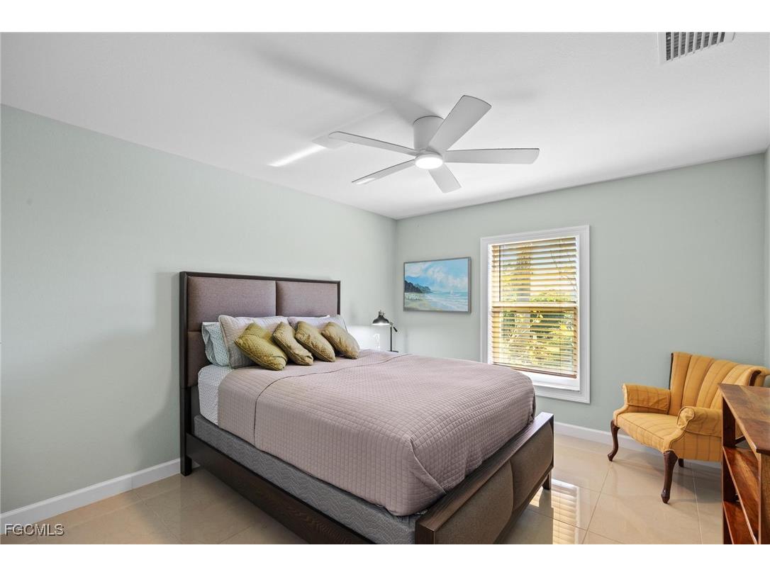 1914 NW 15th Street Cape Coral FL 33993 2026000806 image40